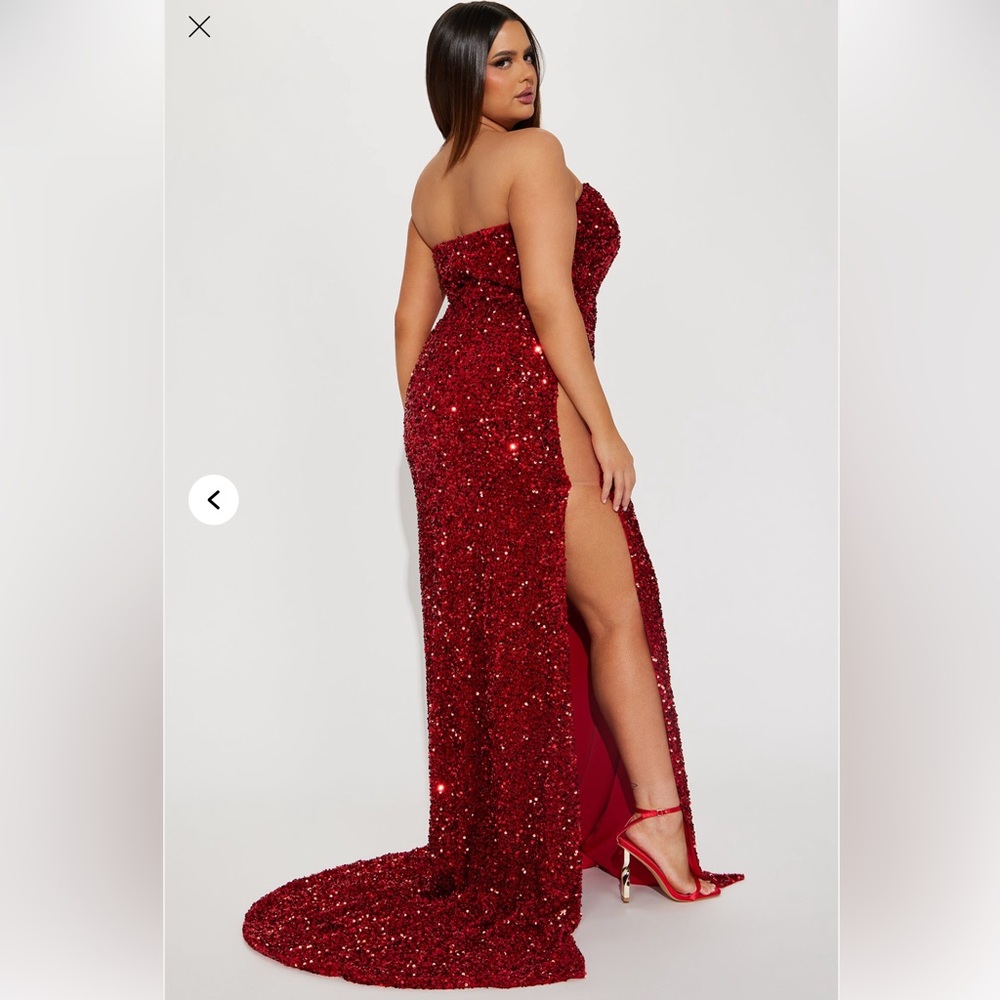 Strapless Red Sequin Dress - NWT new- New With Tags - Picture 2 of 9